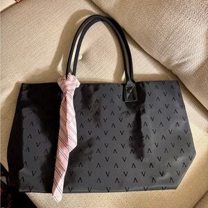 Victoria’s Secret Black Logo Tote + Scarf 🖤🎀